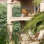 Hotel Domaine Du Calidianus 3*
