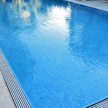 Отель Domaine Du Calidianus 3*