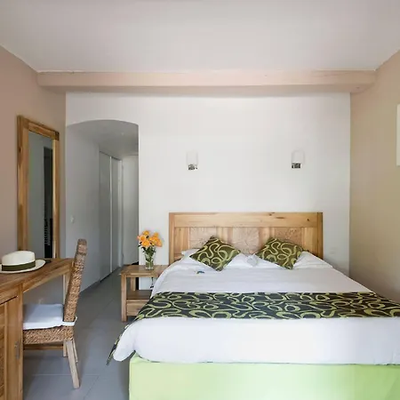 Hotel Domaine Du Calidianus 3*